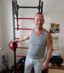 Nová šichta mu pomohla změnit život. Důlní zámečník se po odchodu ze šachty už čtyři roky věnuje klientům domova pro seniory